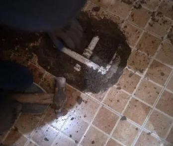 安新卫生间漏水维修公司为您分享下卫生间渗水如何处理及注意事项