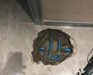 安新阳台漏水维修公司分享下暖气管道漏水的原因有哪些